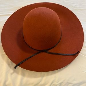 BP 100% wool hat in rust color